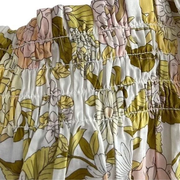 Who What Wear Women Puff Sleeve Smocked Top - Picture 2 of 4